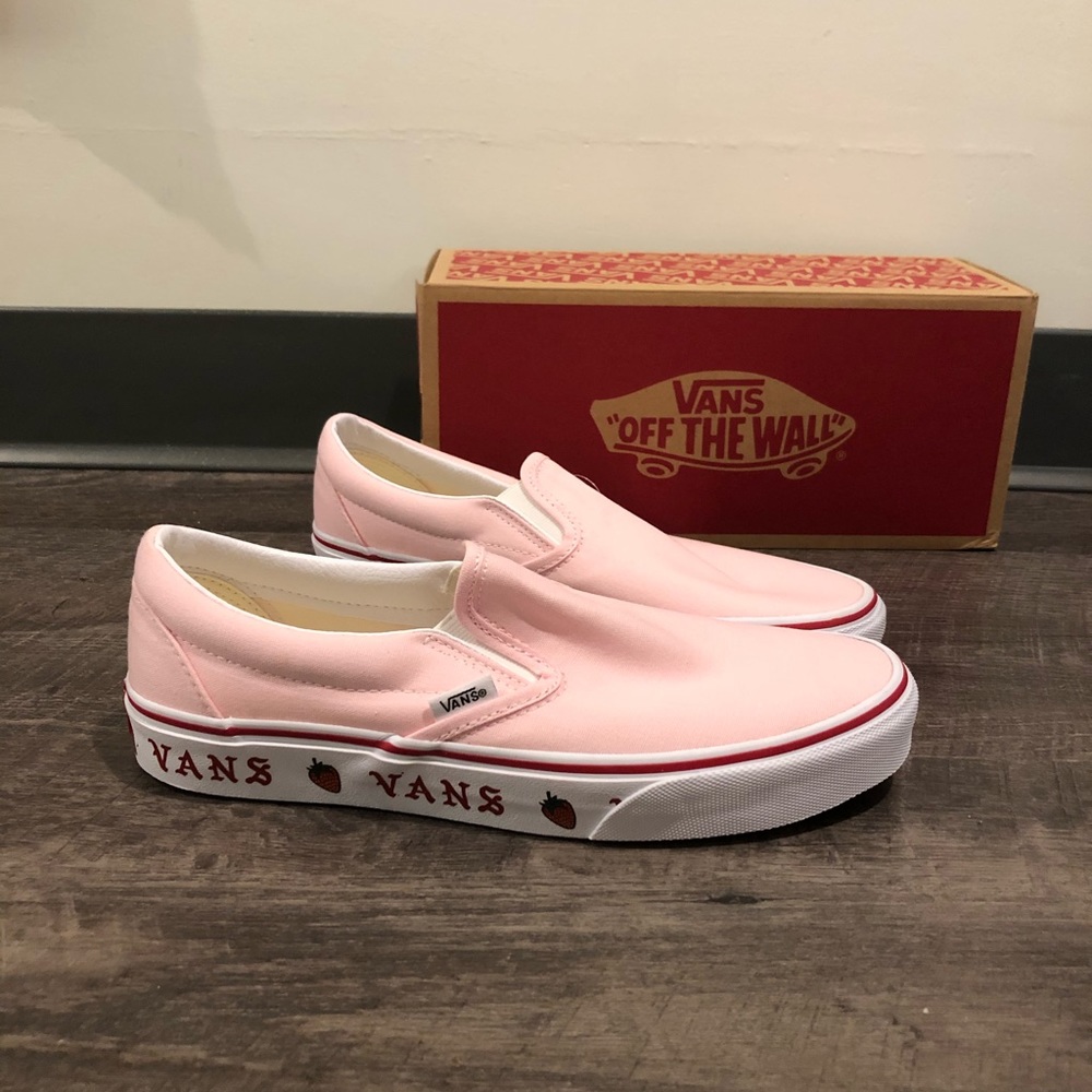 COPY - Brand New in Box Women’s Van Strawberry Print